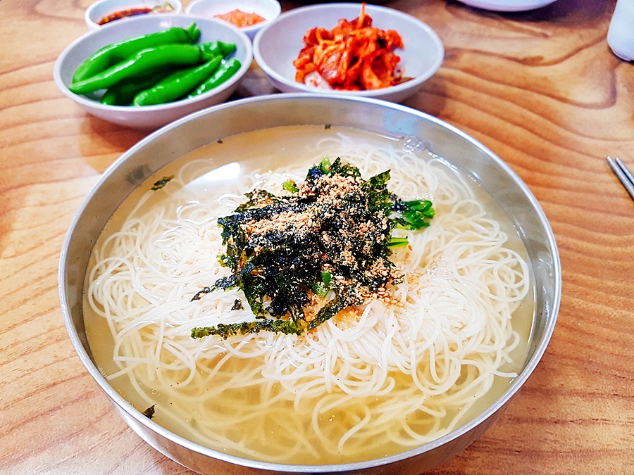 율하국수 이미지