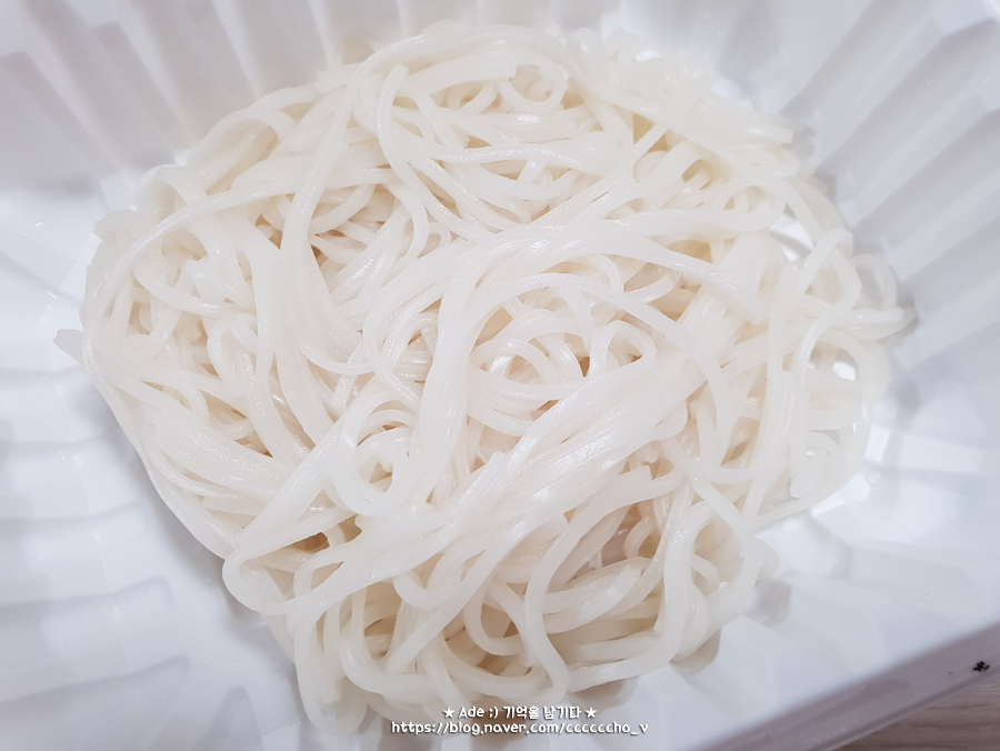 국수나무율전점 이미지