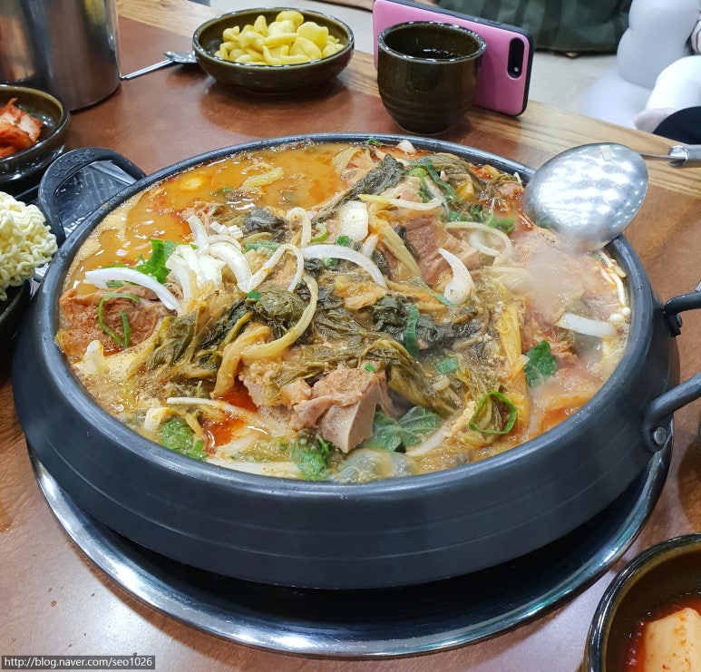 참뼈감자탕 이미지