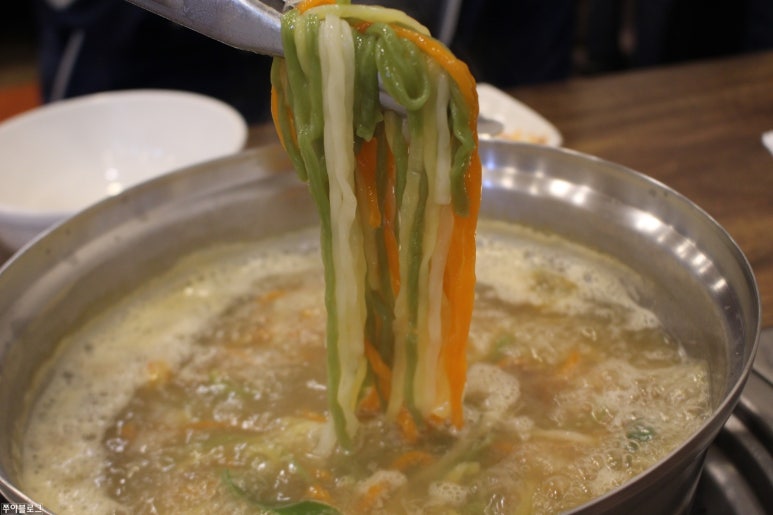 큰손칼국수.보쌈 이미지