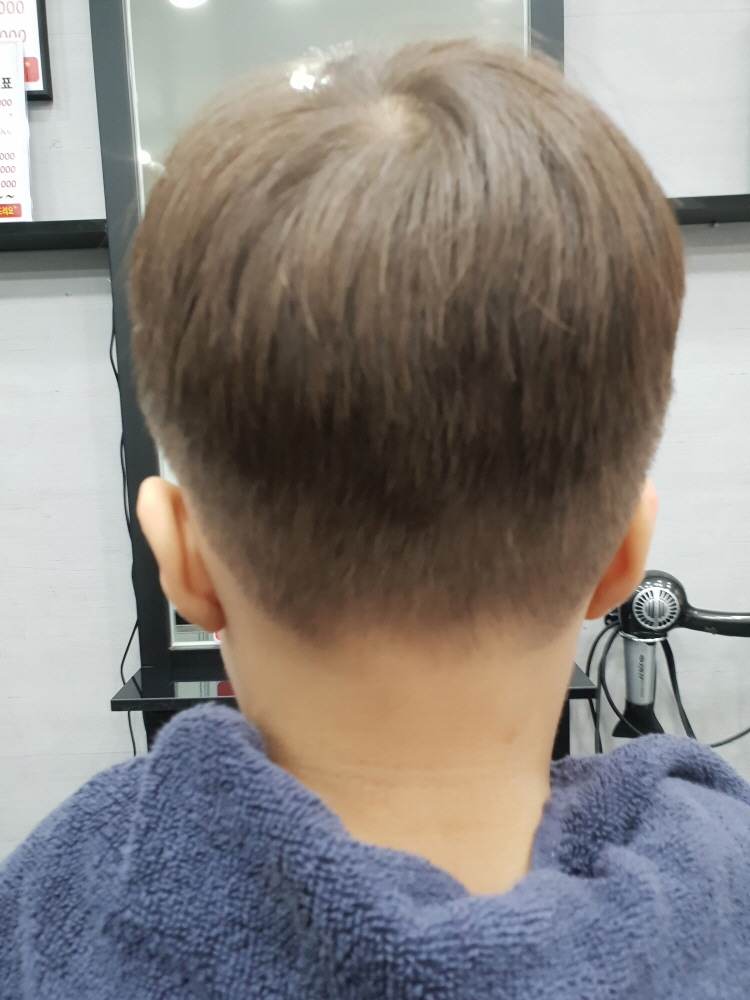 맨투맨 남성컷트전문점 이미지