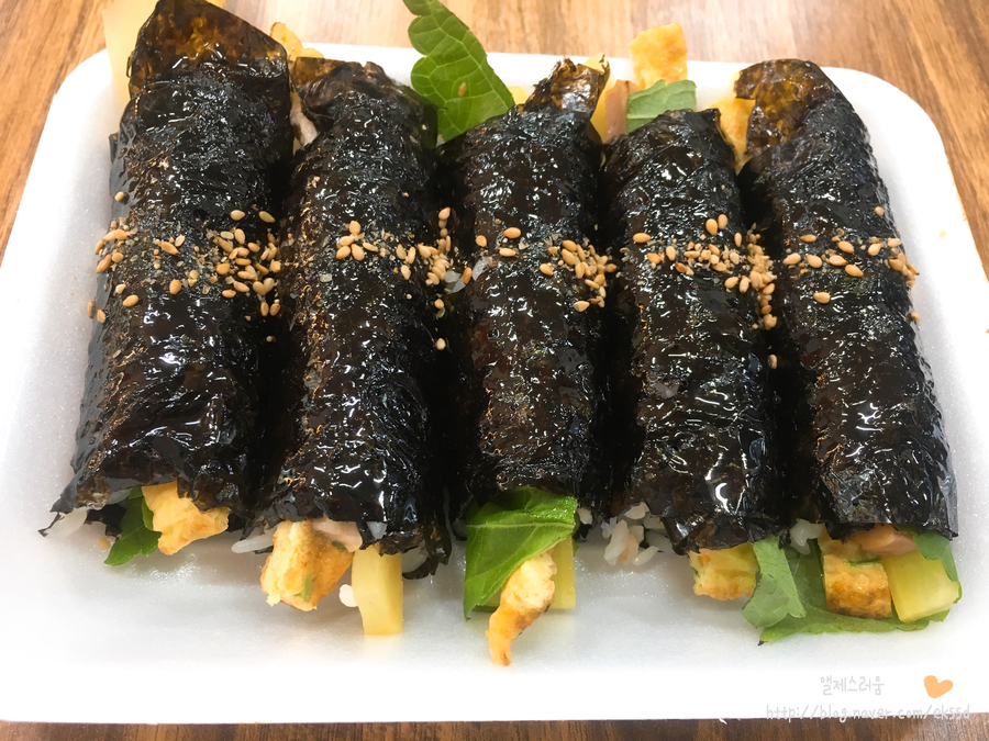 비비꼬마김밥 이미지