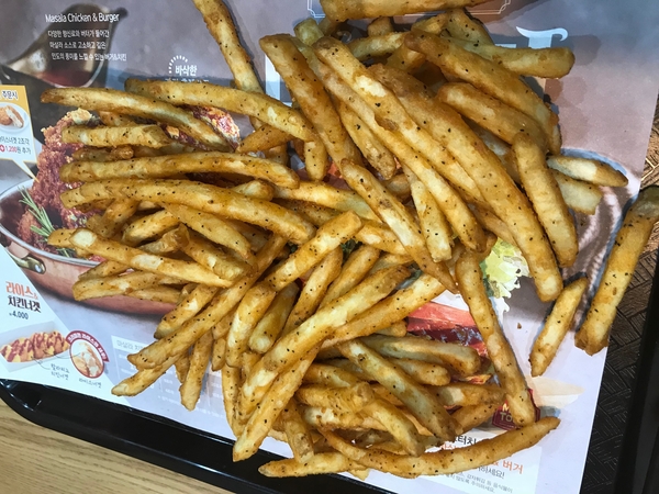 맘스터치 반석점 이미지