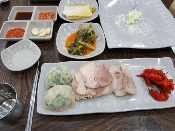 족발이랑막국수랑 이미지