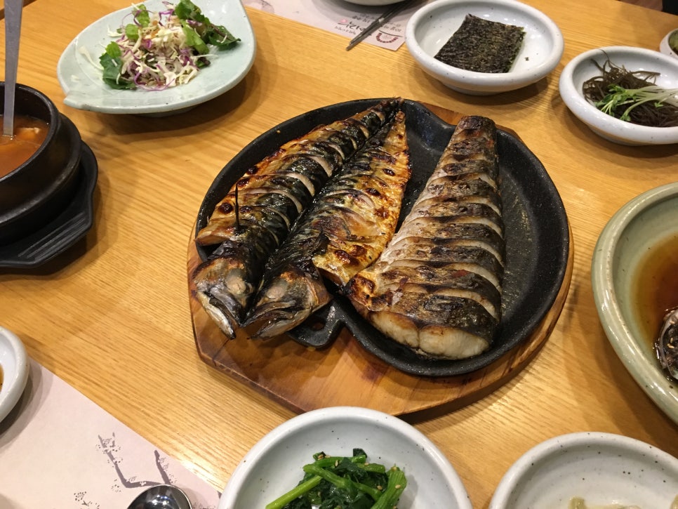 화덕에구운생선 이미지