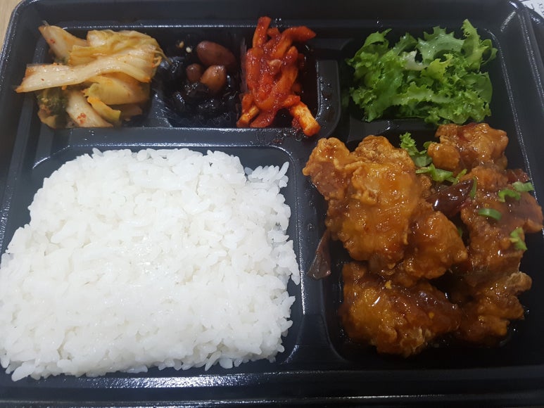 맘스터치 반석점 이미지