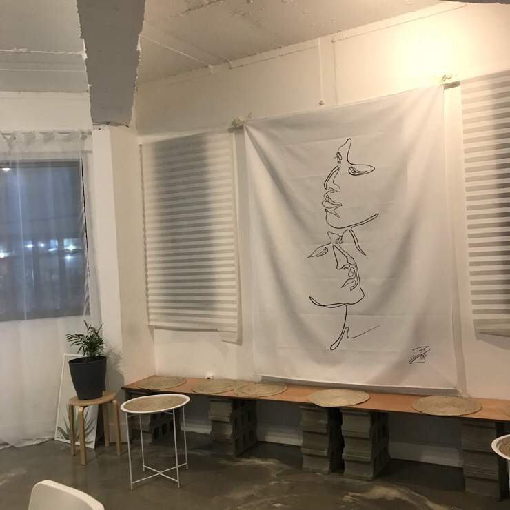 카페어젠 이미지