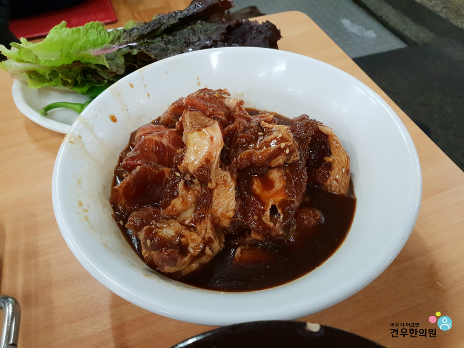 동글갈비 이미지