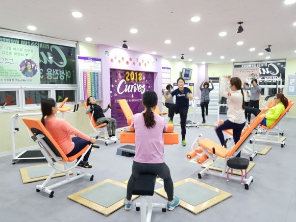커브스약사클럽 이미지