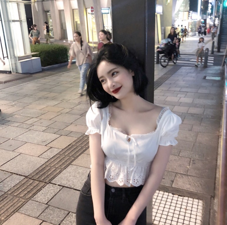 월드신촌 이미지