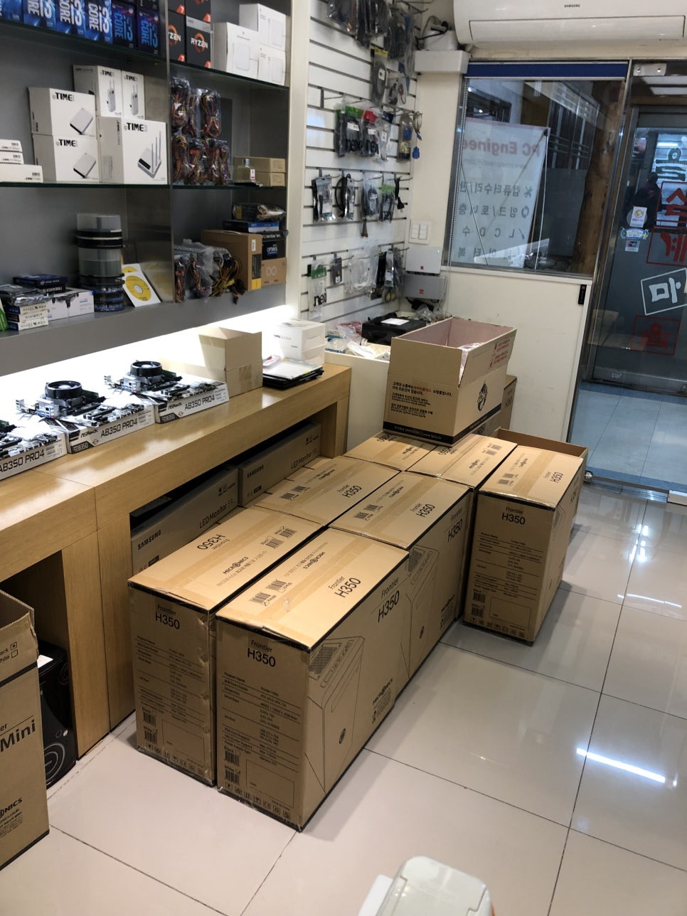 PC엔지니어 이미지