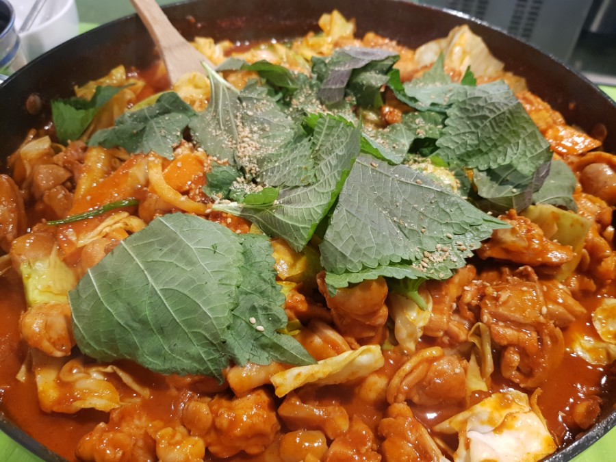 청춘꿀벅지닭갈비 이미지