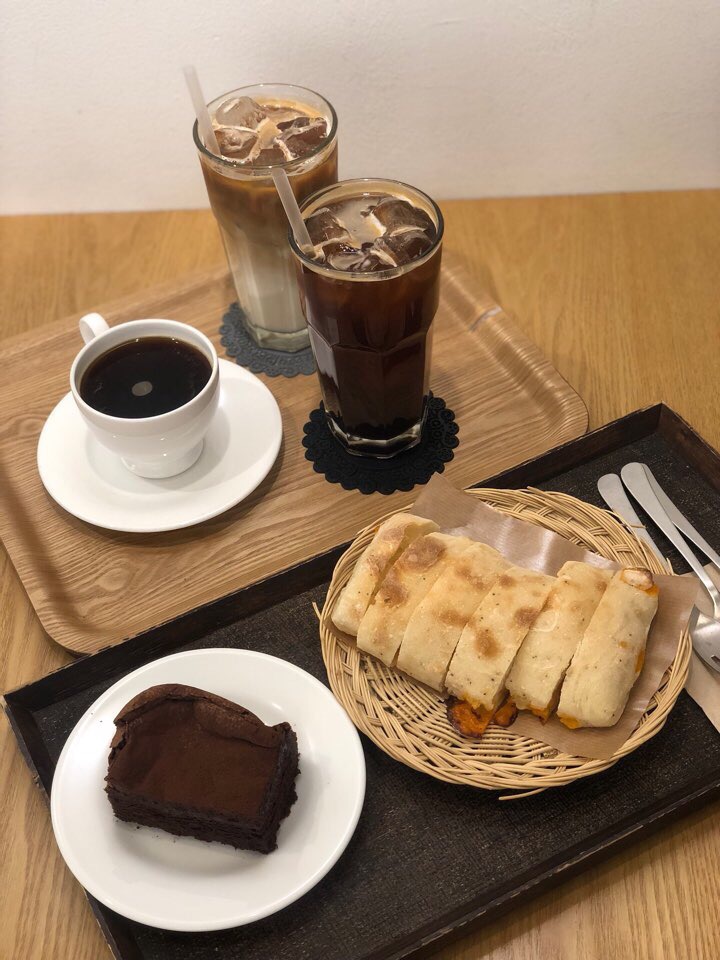 카페본주르 이미지