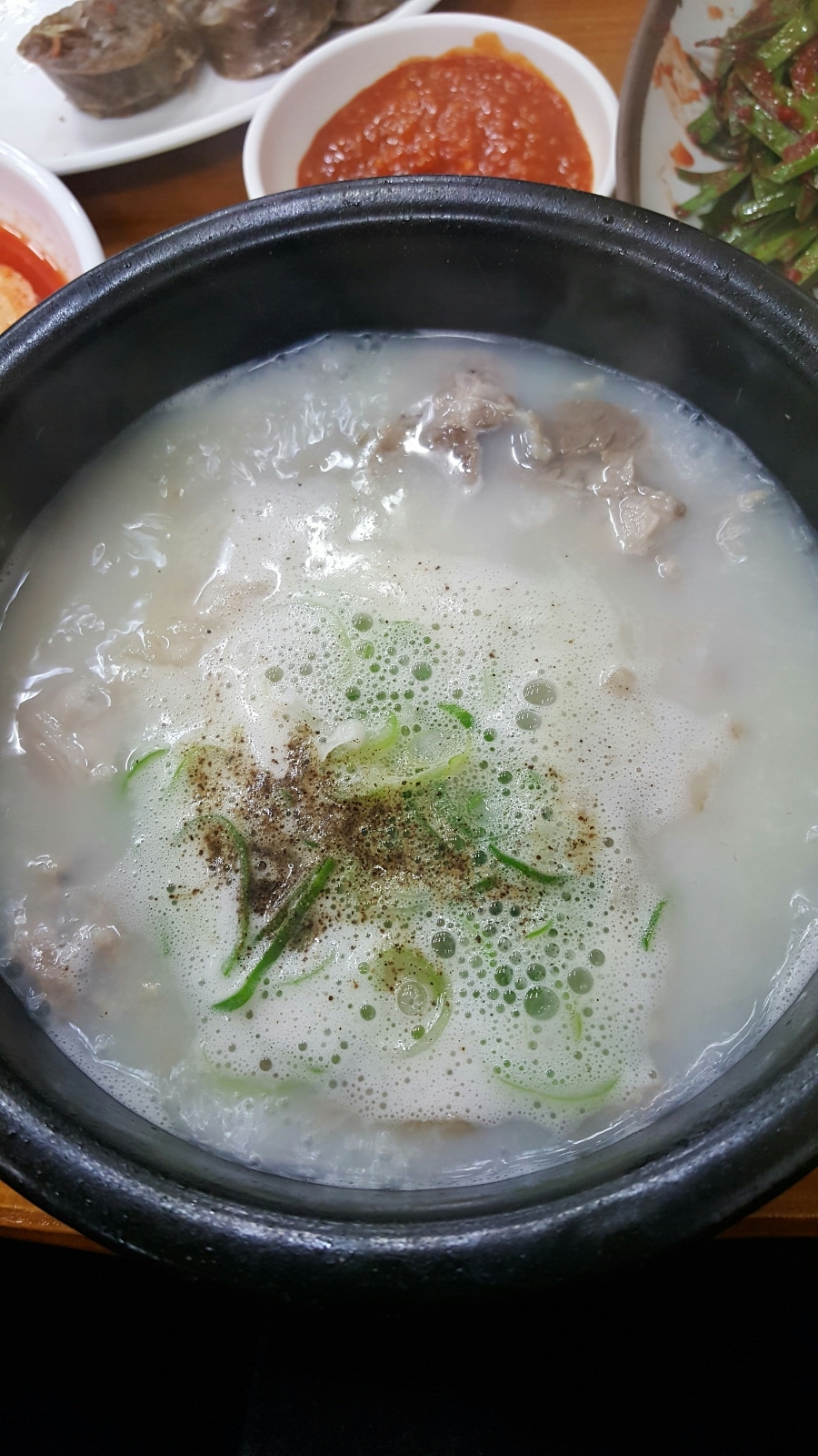 장미돼지국밥 이미지