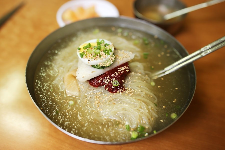 다운밀면 이미지