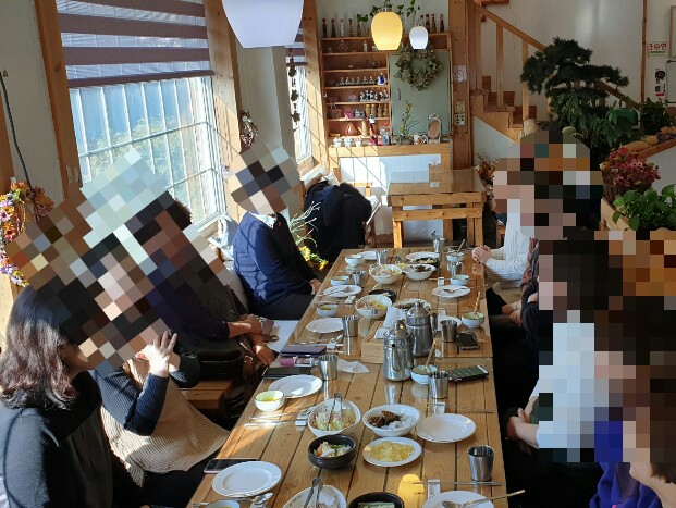 산넘어꽃향기 이미지