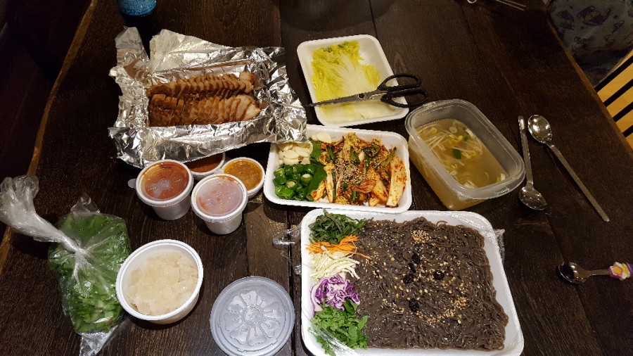 천하왕족발보쌈 이미지