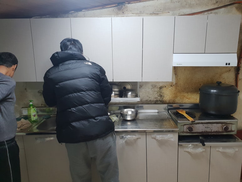 외국인쉼터 이미지