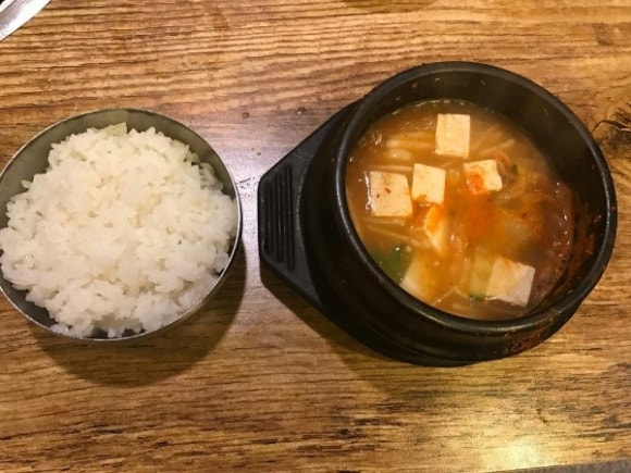 꿀꿀뒷고기 이미지