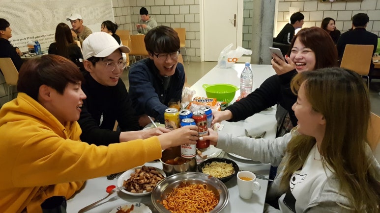 백팩커스파티 이미지