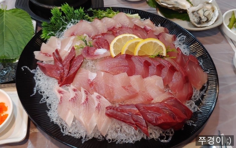 바위섬회수산 이미지