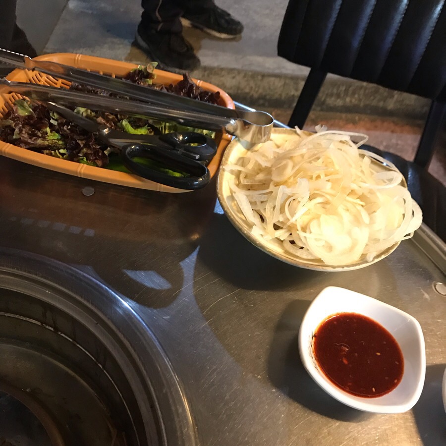 뚝방삼지창 이미지