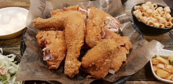 옛날통닭 앤 강정 이미지