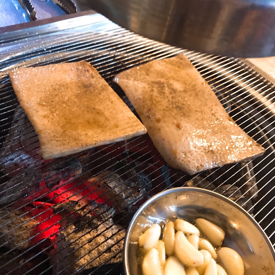뚝방삼지창 이미지