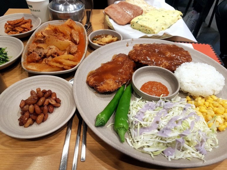 죽여주는 김치찜 이미지