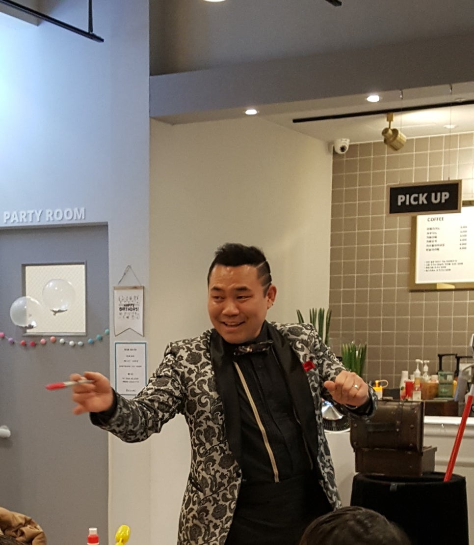 엘리어스키즈카페 이미지