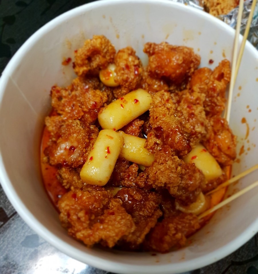 황금돼지강정 이미지