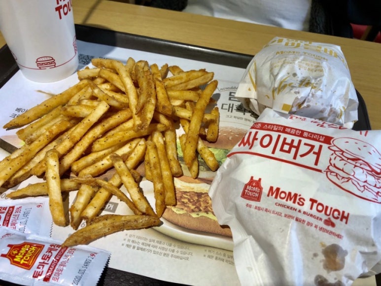 맘스터치강대 이미지