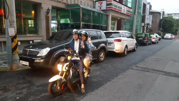 스쿠터꽃 이미지