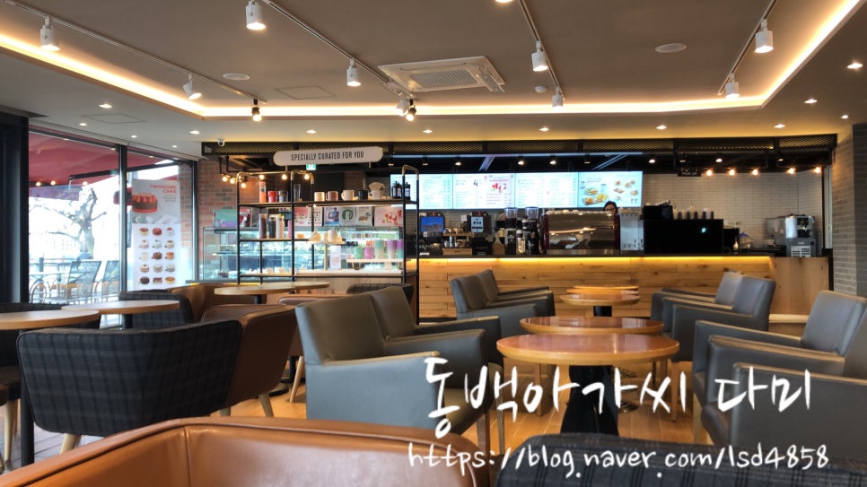 투썸플레이스 밀양점 이미지