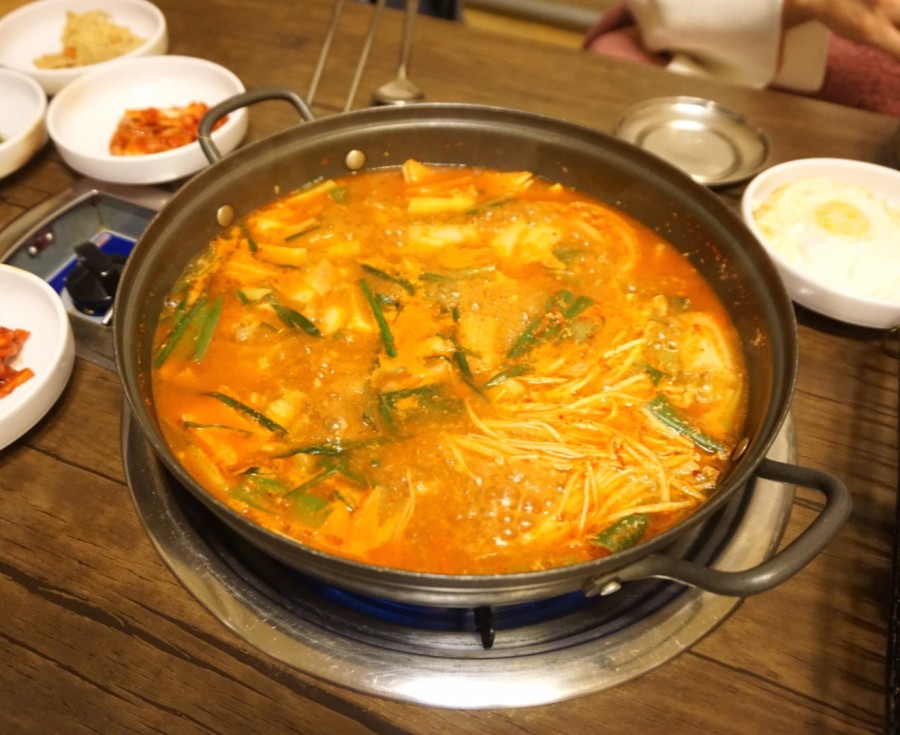 옛날촌돼지찌개 이미지