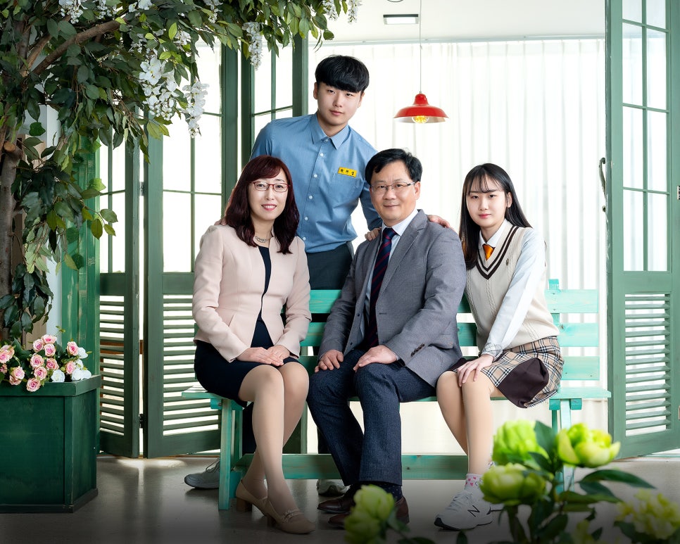 윤스튜디오 이미지