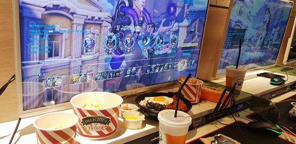 블루PC방 이미지