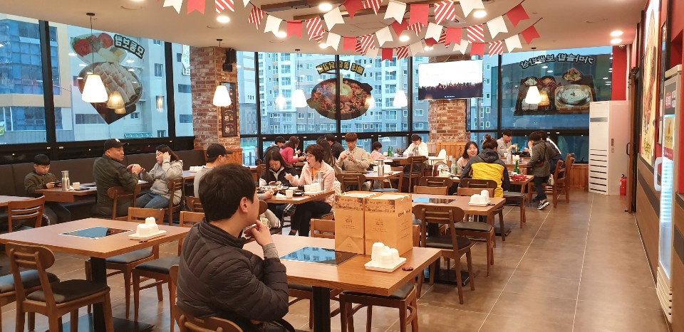 원할머니보쌈족발박가부대찌개구미 이미지
