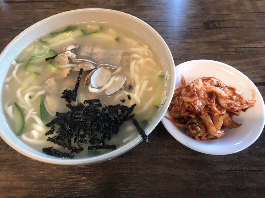 윤가네해물손칼국수 이미지
