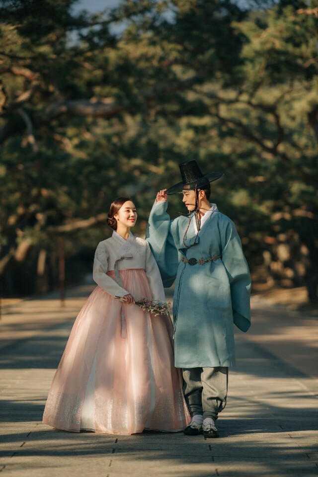 빈알페오한복 이미지
