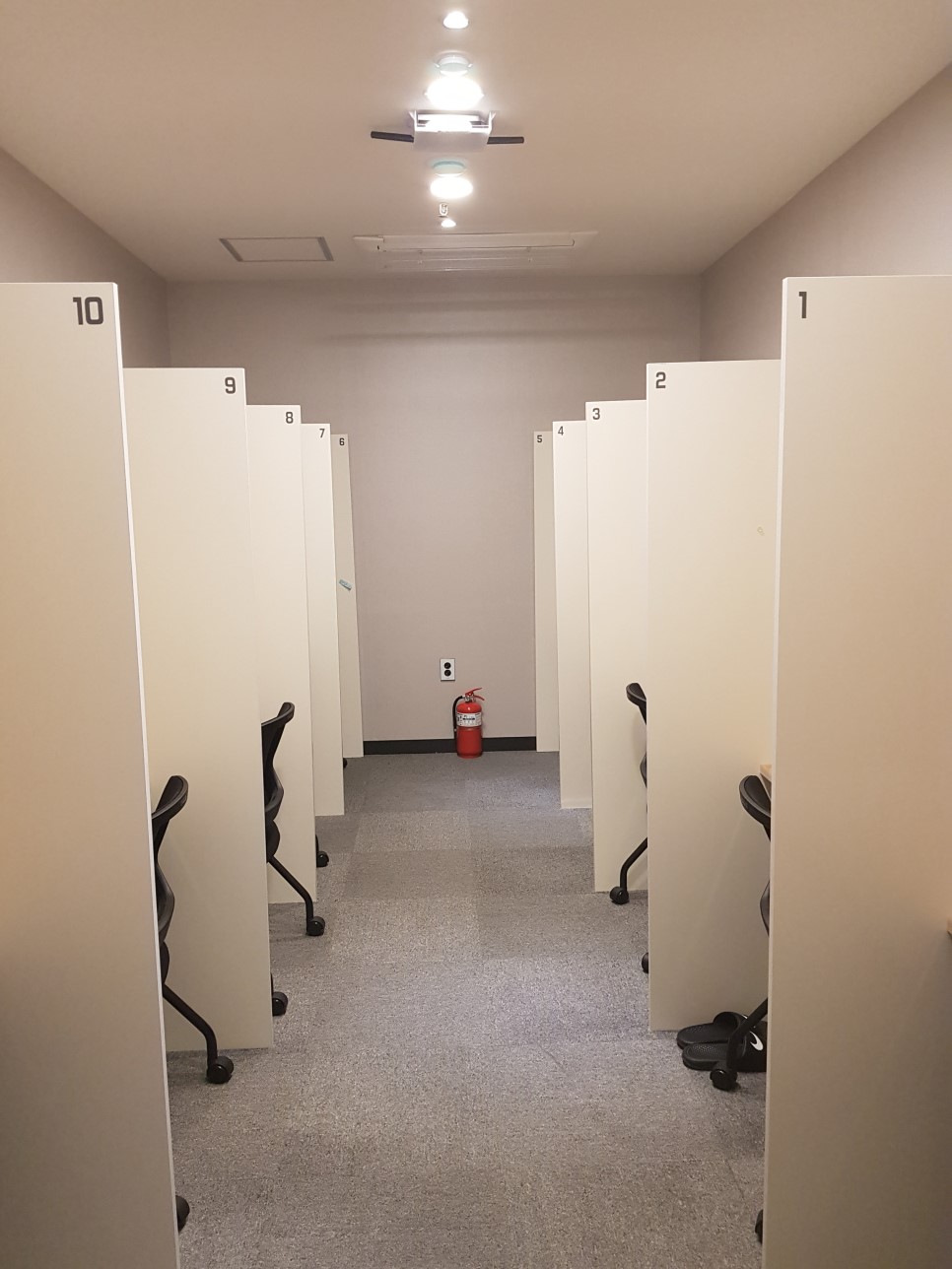 아카데미독서실 이미지