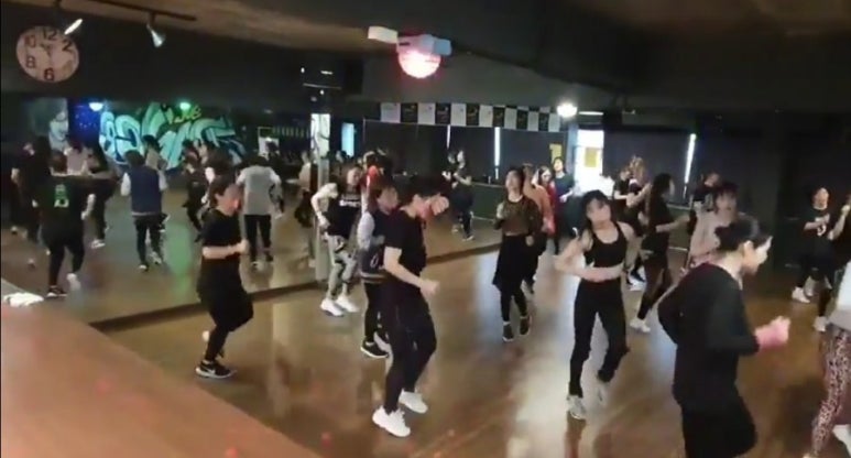 율댄스타임 이미지