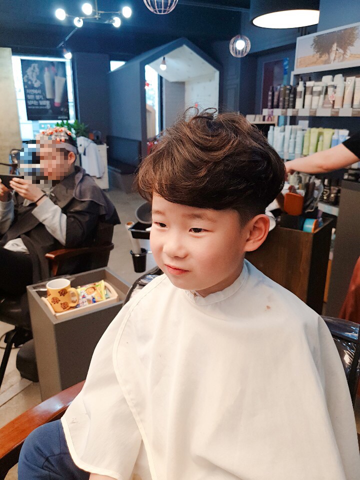 살롱드몽 이미지