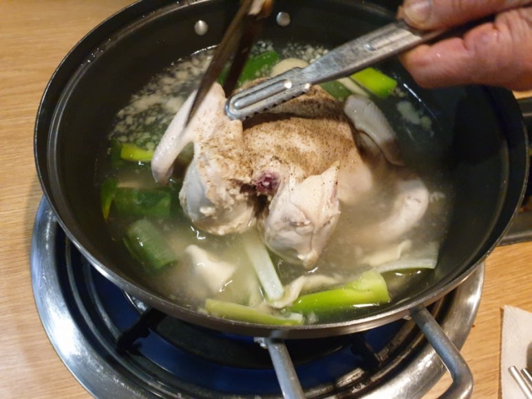 인하 닭한마리 이미지