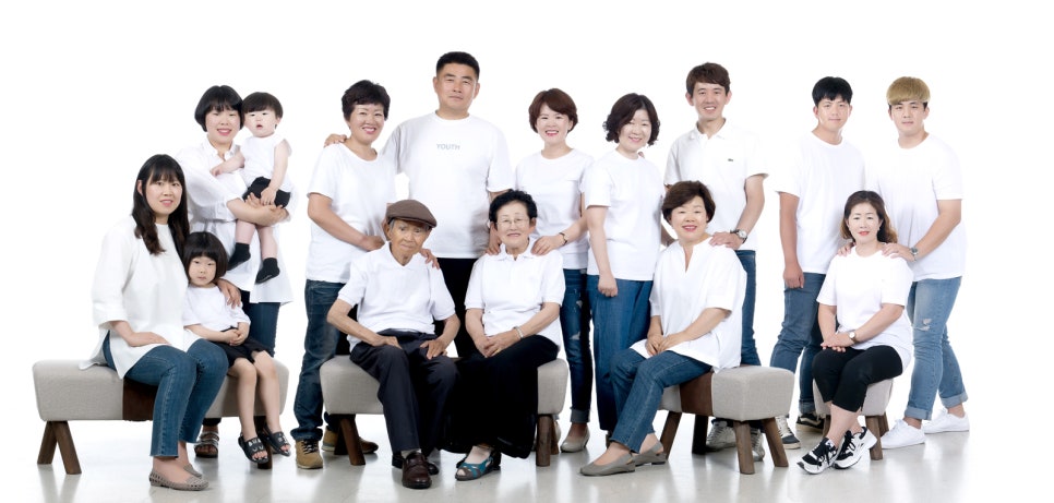 윤스튜디오 이미지