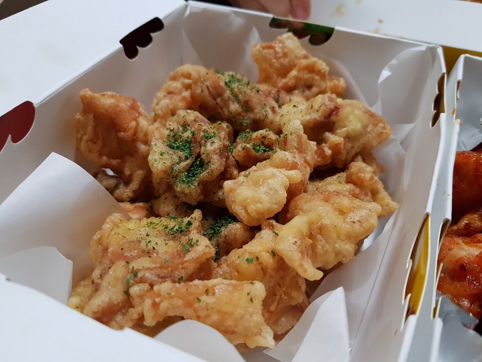 치킨플러스송천점 이미지