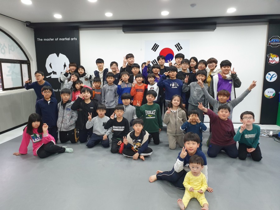 곤마스터짐 이미지