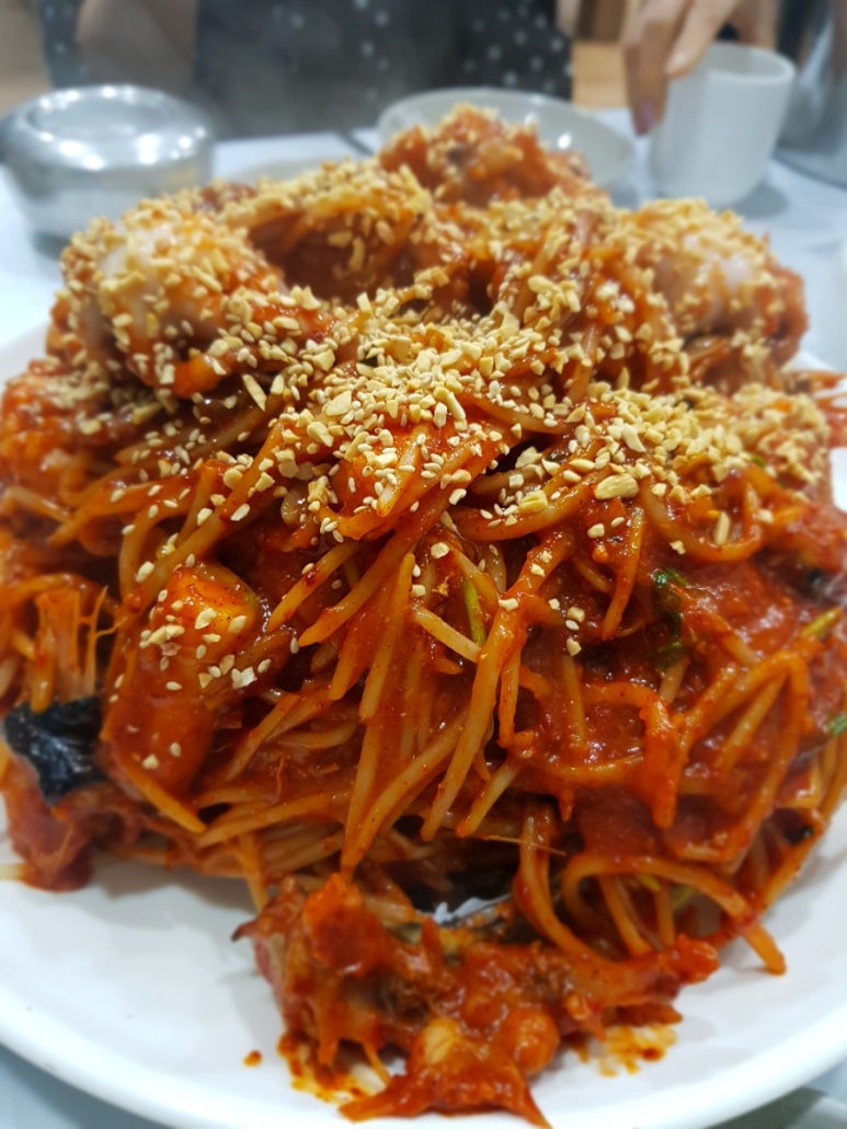 함지박해물아구찜 이미지