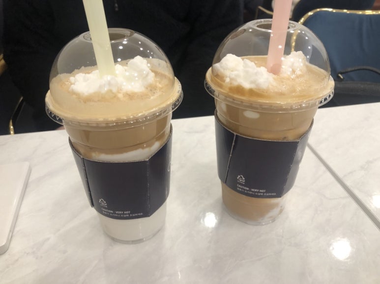 까페뚤레 이미지