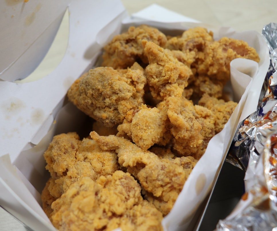 치킨욜로 이미지